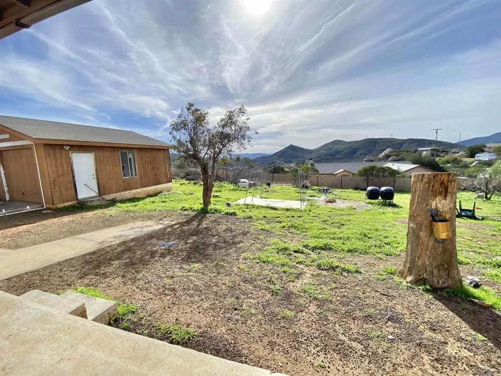 17939 Highway 94 Dulzura, CA 91917