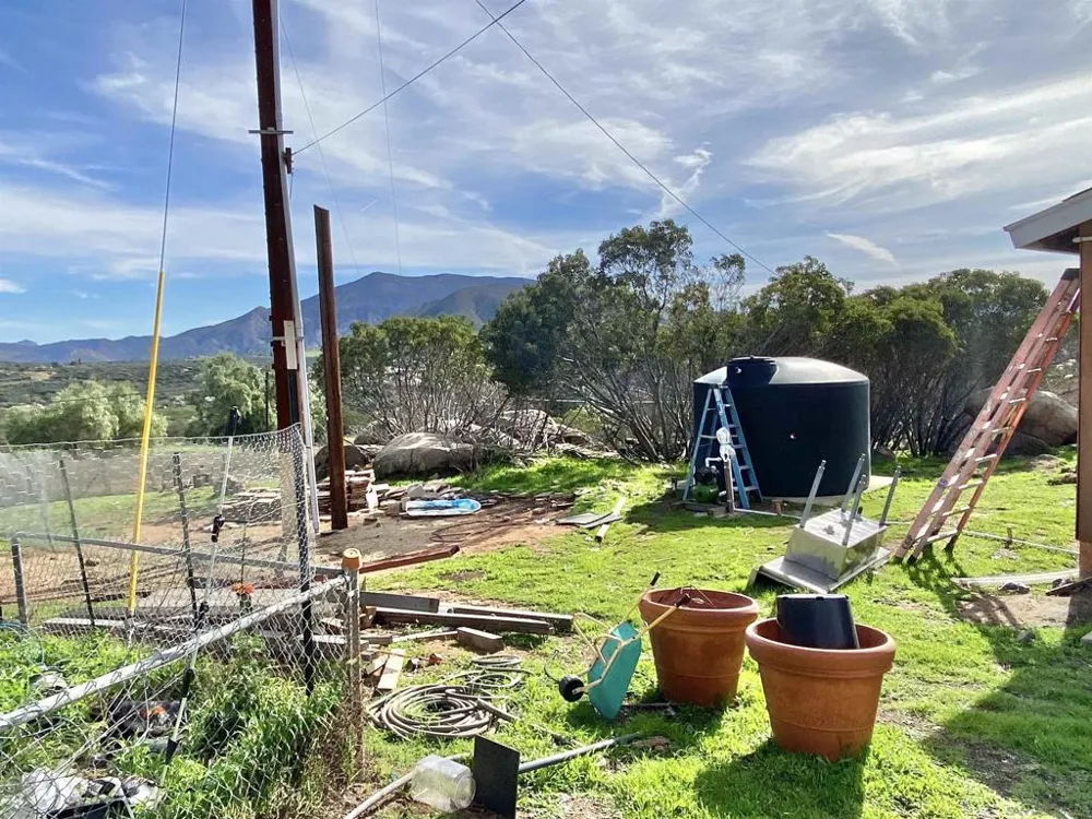 17939 Highway 94 Dulzura, CA 91917