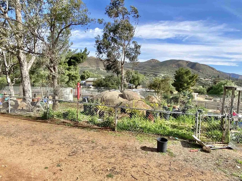 17939 Highway 94 Dulzura, CA 91917