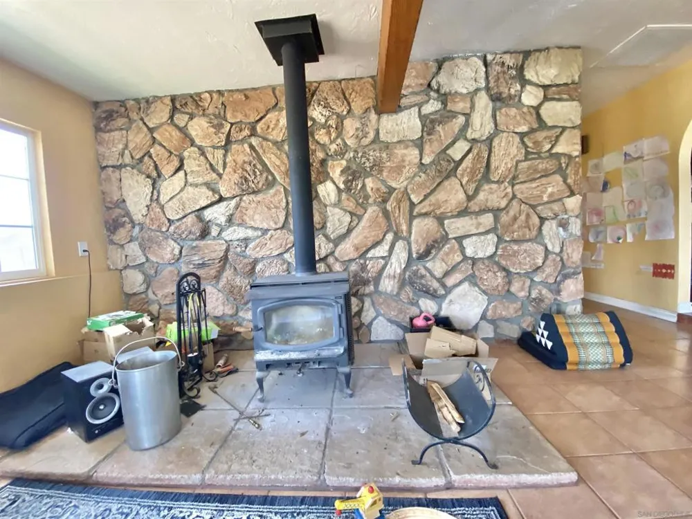 17939 Highway 94 Dulzura, CA 91917