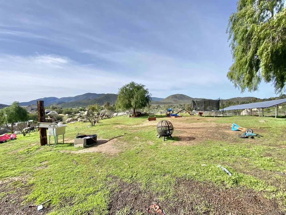 17939 Highway 94 Dulzura, CA 91917