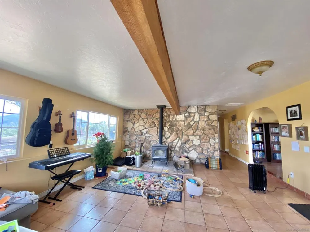 17939 Highway 94 Dulzura, CA 91917