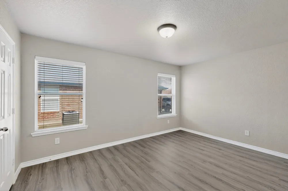 612 Mooney Drive Saginaw, TX 76179