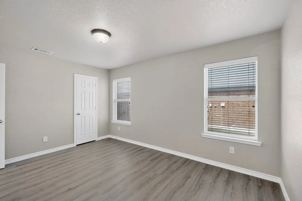 612 Mooney Drive Saginaw, TX 76179