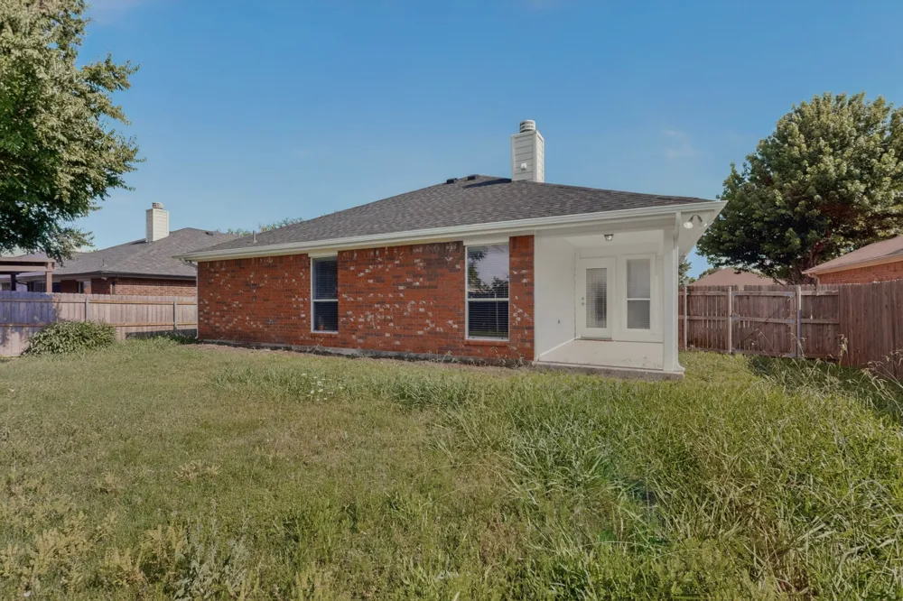 612 Mooney Drive Saginaw, TX 76179