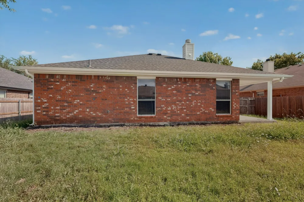 612 Mooney Drive Saginaw, TX 76179