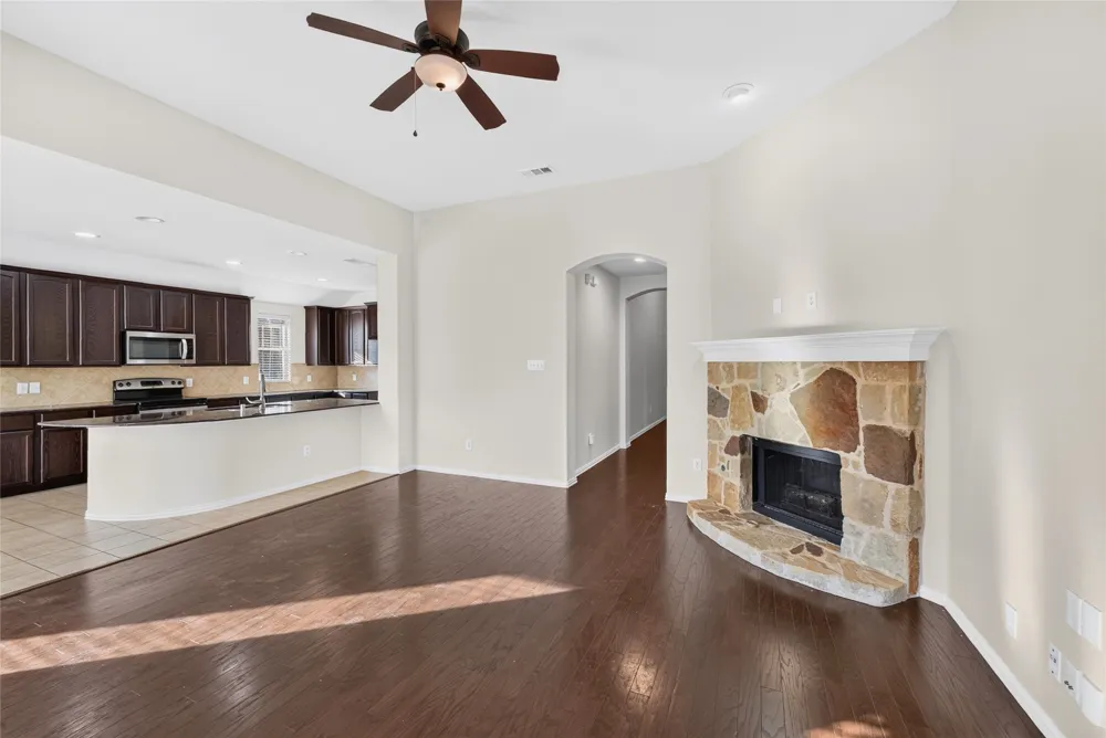 417 Hackberry Drive Fate, TX 75087