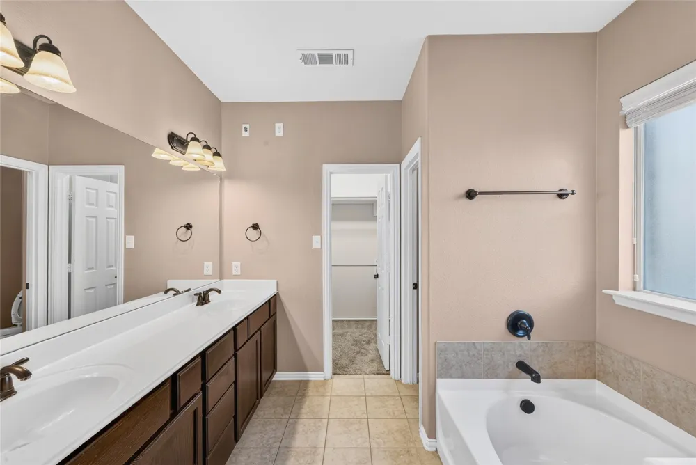 417 Hackberry Drive Fate, TX 75087