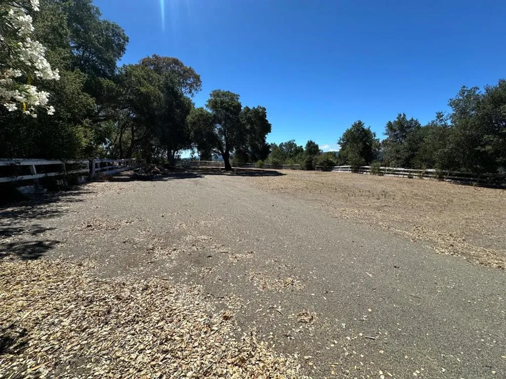 389 Moore Road Woodside, CA 94062