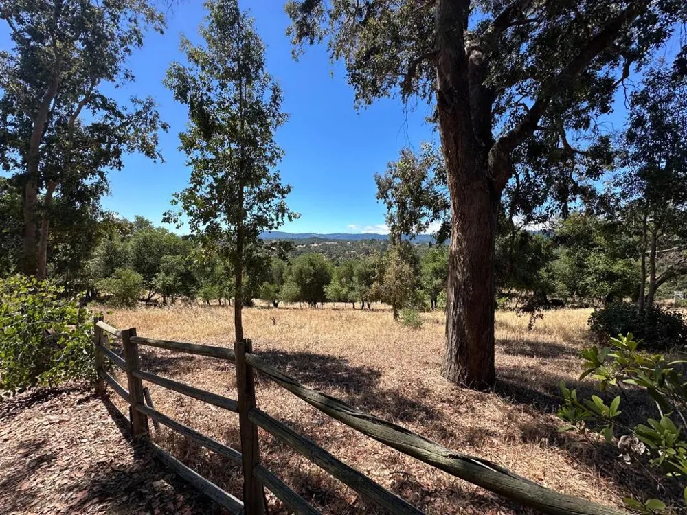 389 Moore Road Woodside, CA 94062