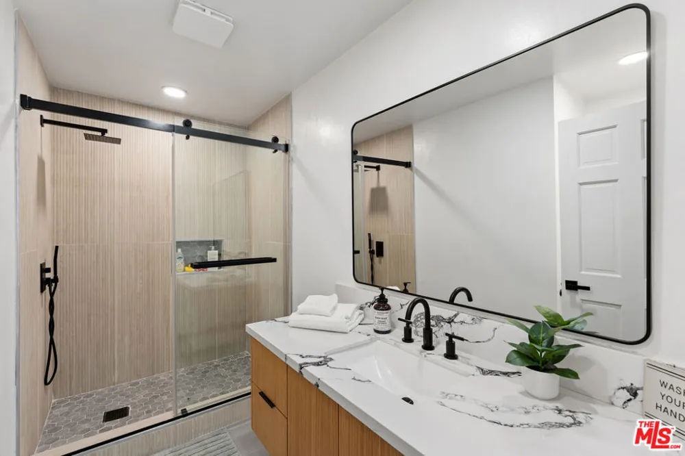 24228 Dry Canyon Cold Creek Road Calabasas, CA 91302