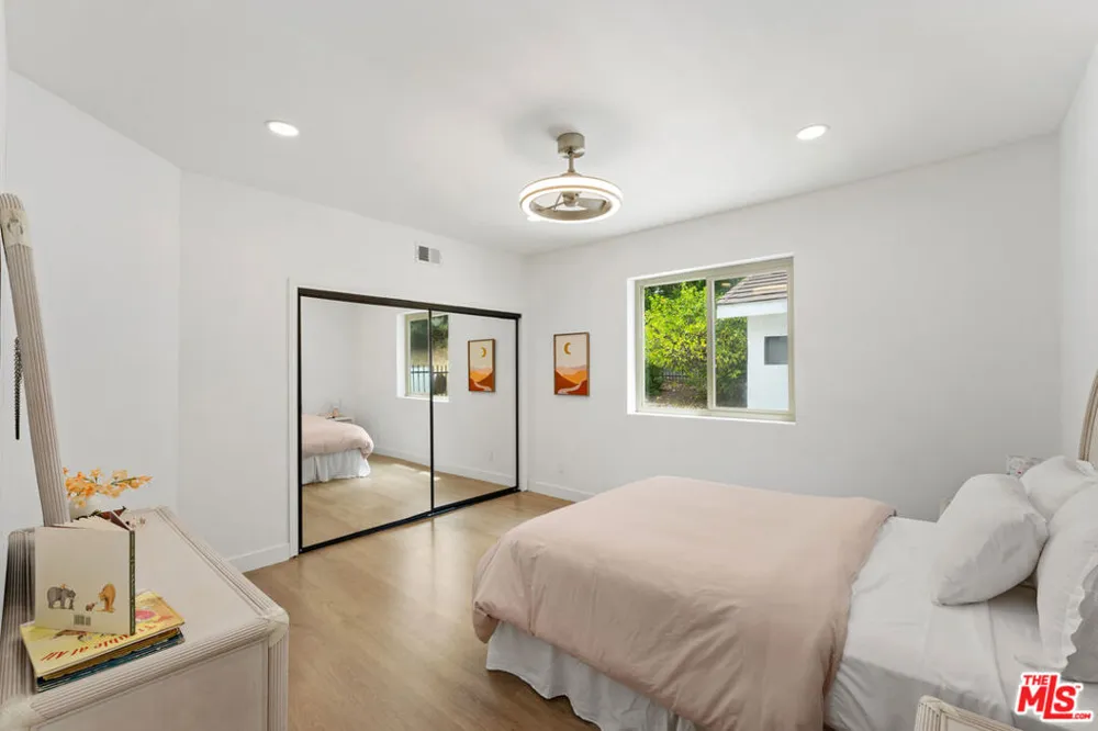 24228 Dry Canyon Cold Creek Road Calabasas, CA 91302