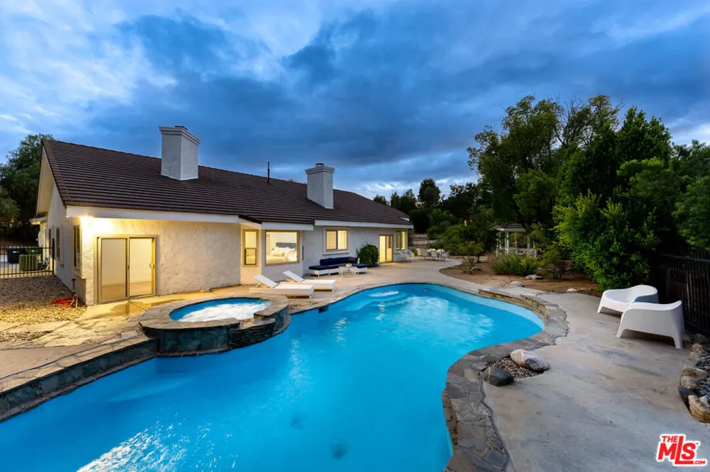 24228 Dry Canyon Cold Creek Road Calabasas, CA 91302