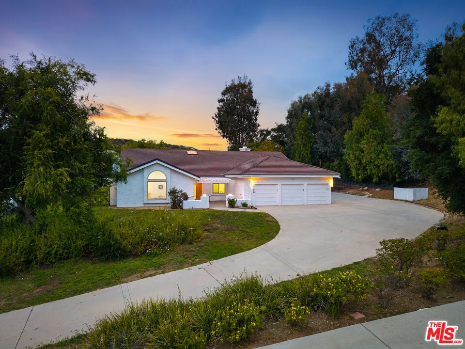 24228 Dry Canyon Cold Creek Road Calabasas, CA 91302