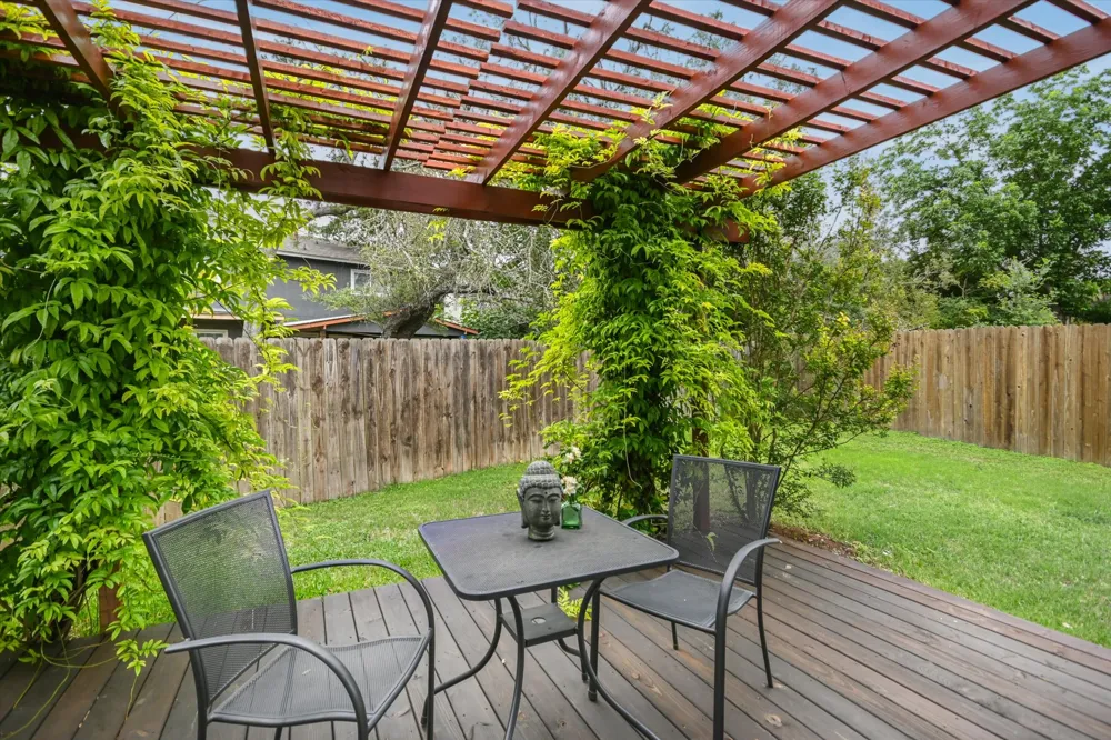 8105 Washita Drive Austin, TX 78749