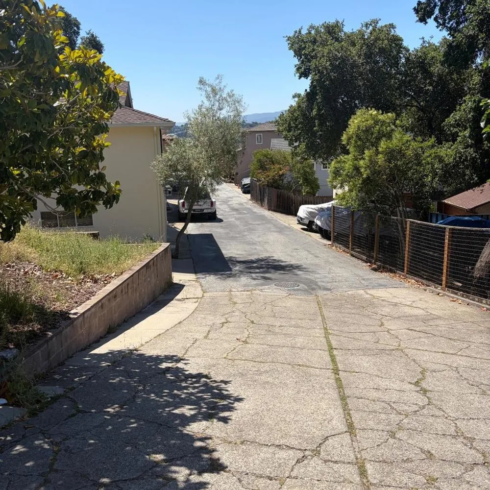 34 Cottage Lane San Carlos, CA 94070