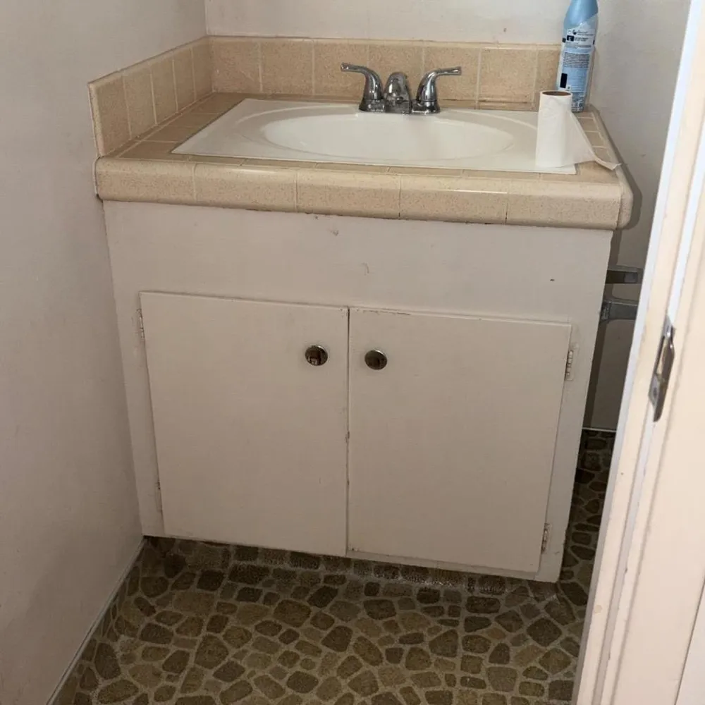 34 Cottage Lane San Carlos, CA 94070