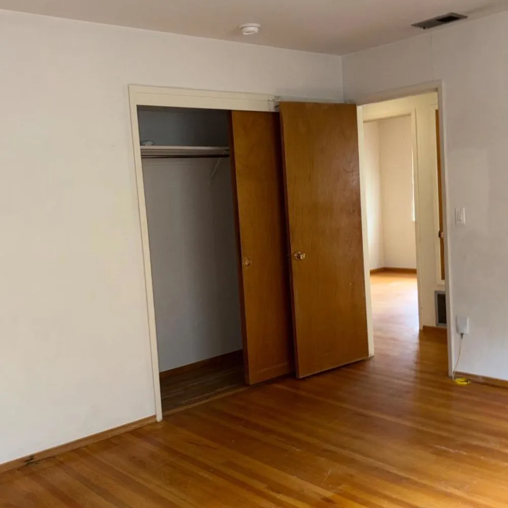 34 Cottage Lane San Carlos, CA 94070