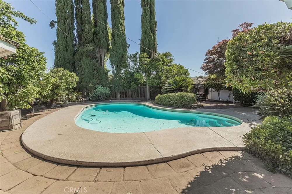 6326 Bergeron Fresno, CA 93704