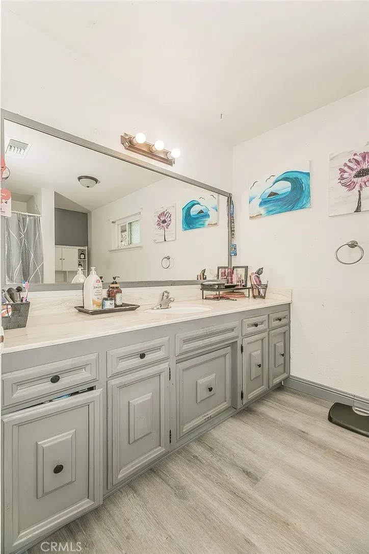 6326 Bergeron Fresno, CA 93704