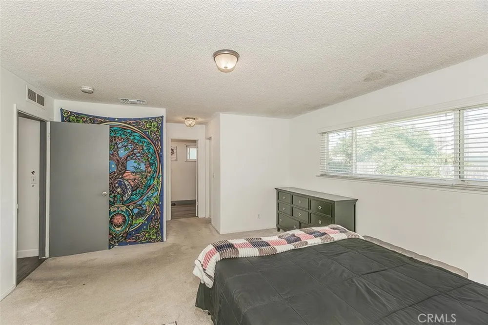 6326 Bergeron Fresno, CA 93704