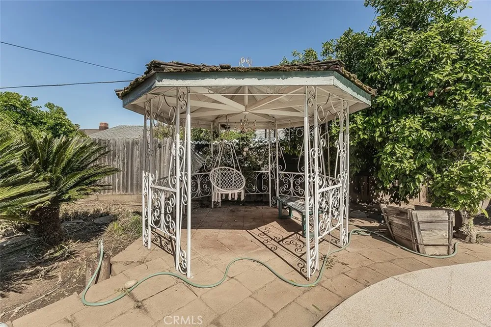 6326 Bergeron Fresno, CA 93704
