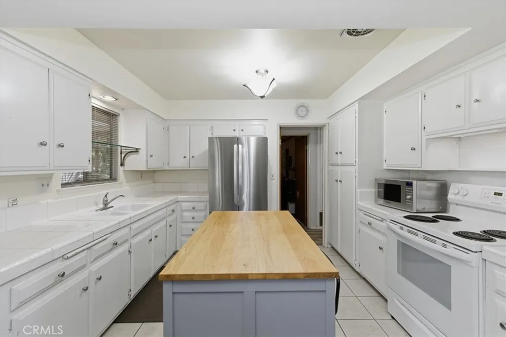 43463 Briercliff Hemet, CA 92544