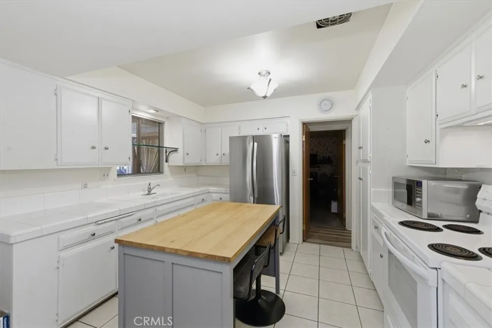 43463 Briercliff Hemet, CA 92544