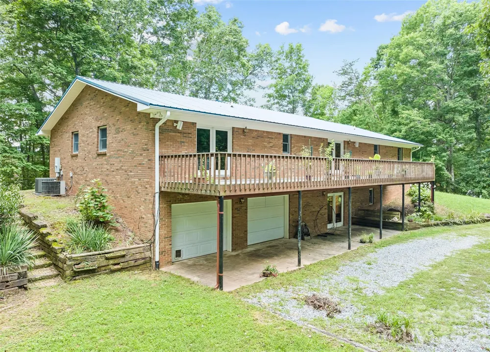 400 Sunset Heights Canton, NC 28716