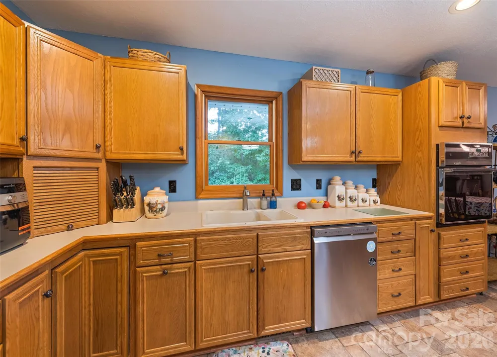 400 Sunset Heights Canton, NC 28716