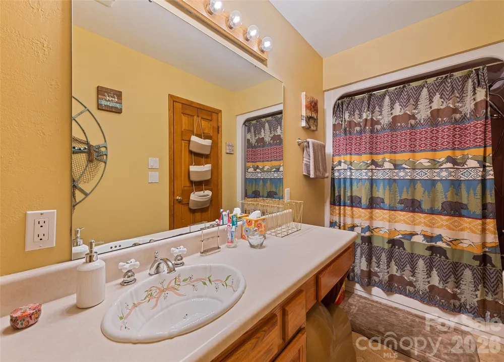 400 Sunset Heights Canton, NC 28716