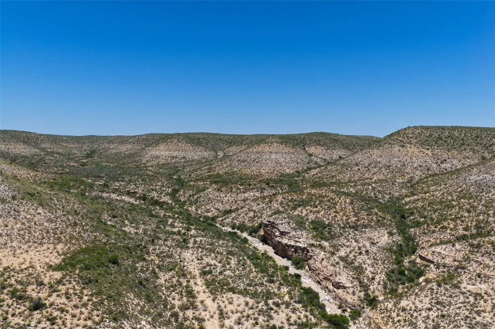 Indian Creek No City, TX 78851