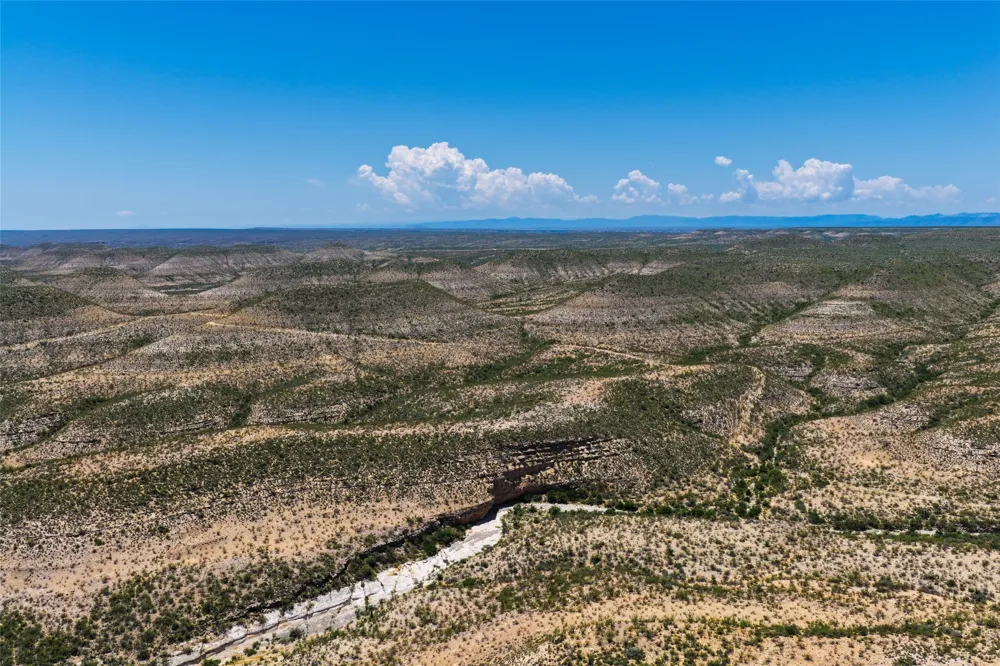Indian Creek No City, TX 78851