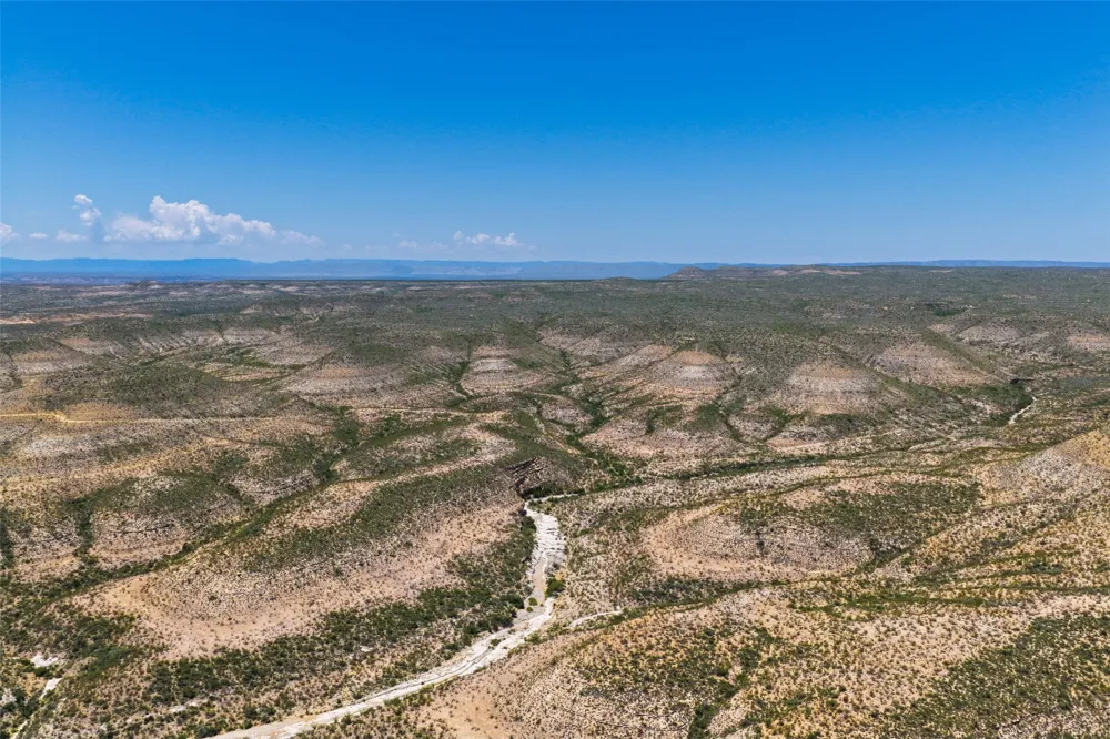 Indian Creek No City, TX 78851