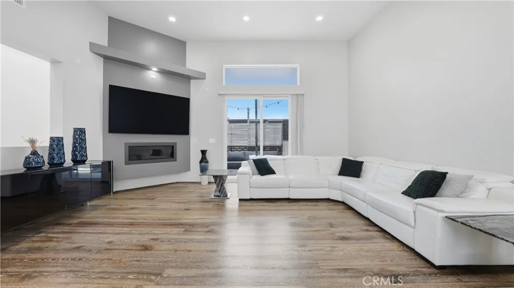 2520 Nelson Avenue #C Redondo Beach, CA 90278
