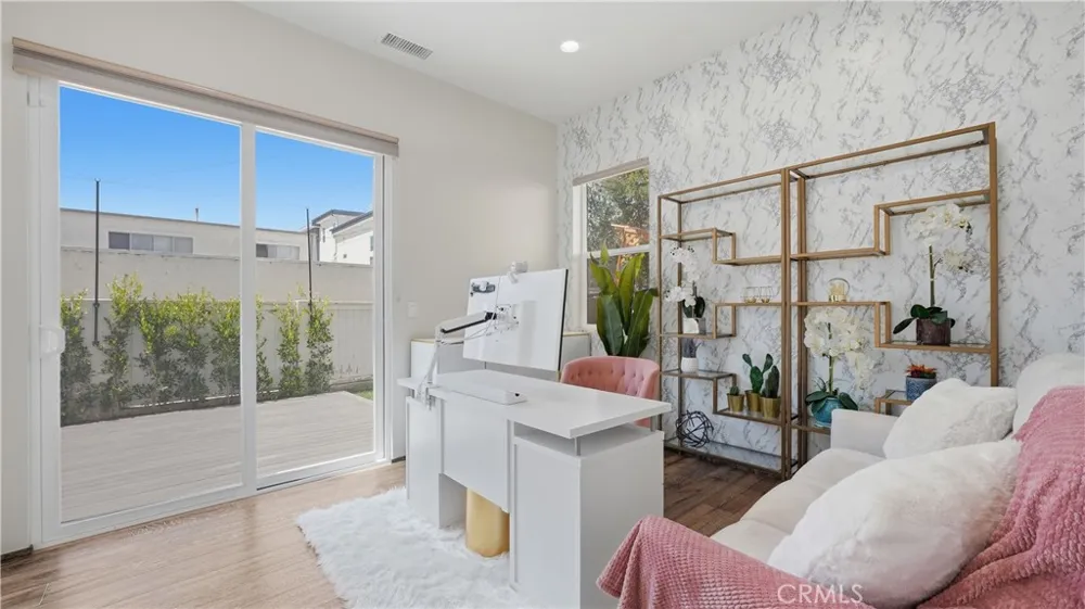2520 Nelson Avenue #C Redondo Beach, CA 90278
