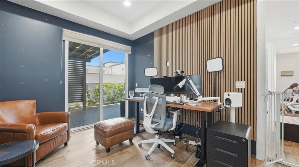2520 Nelson Avenue #C Redondo Beach, CA 90278