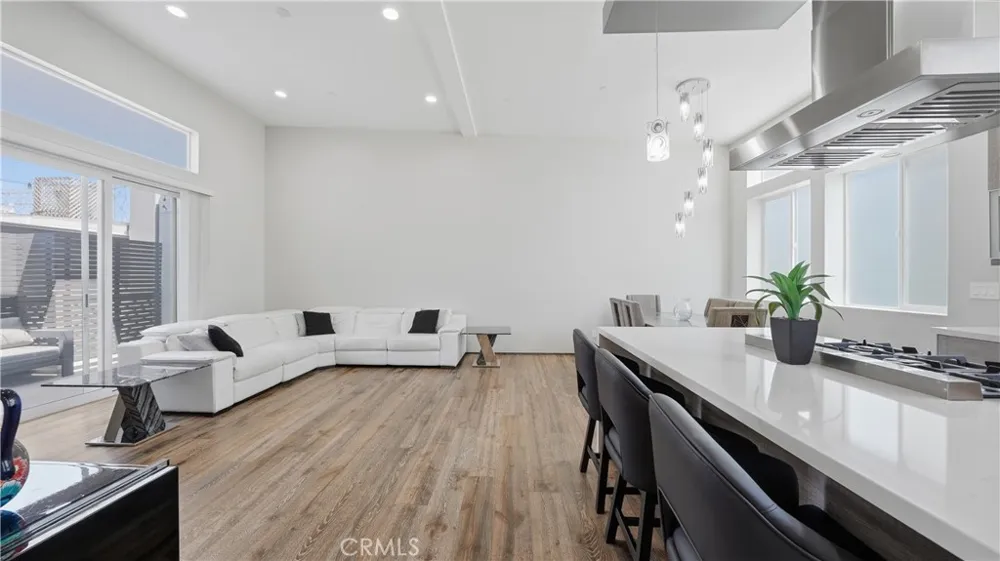 2520 Nelson Avenue #C Redondo Beach, CA 90278