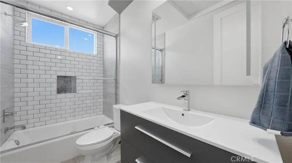 2520 Nelson Avenue #C Redondo Beach, CA 90278