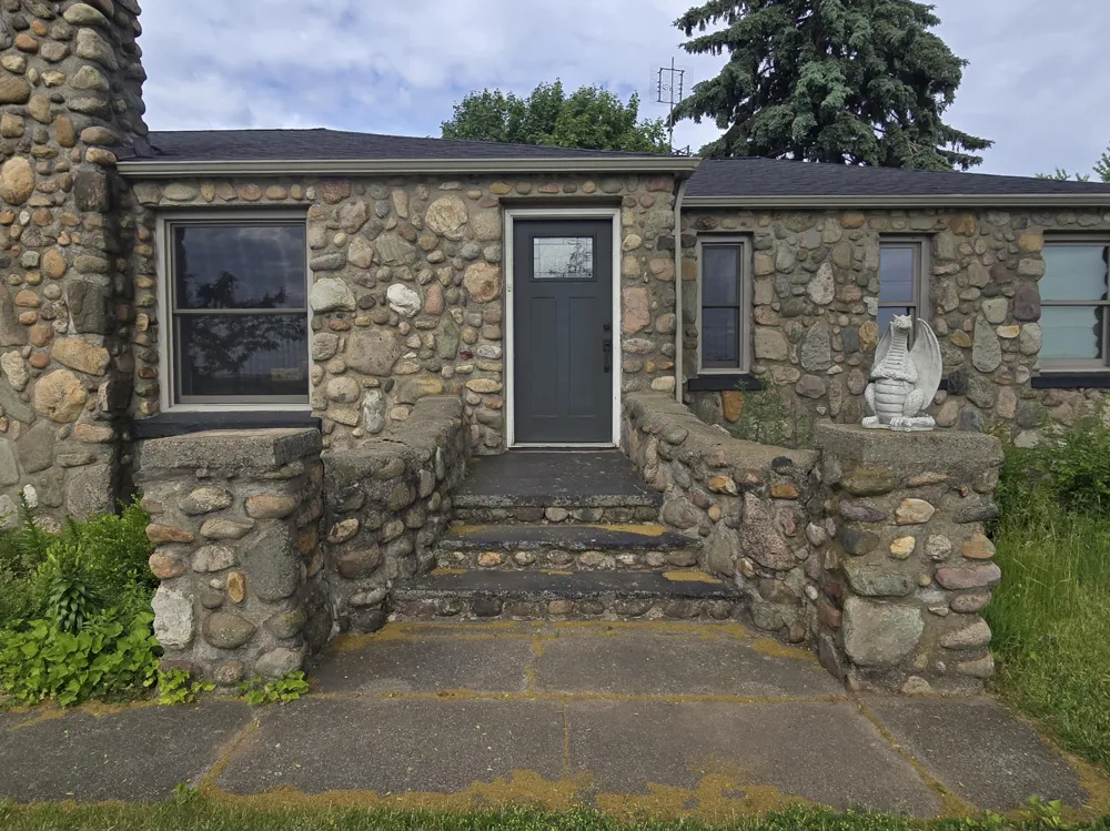 68482 White School Road Sturgis, MI 49091