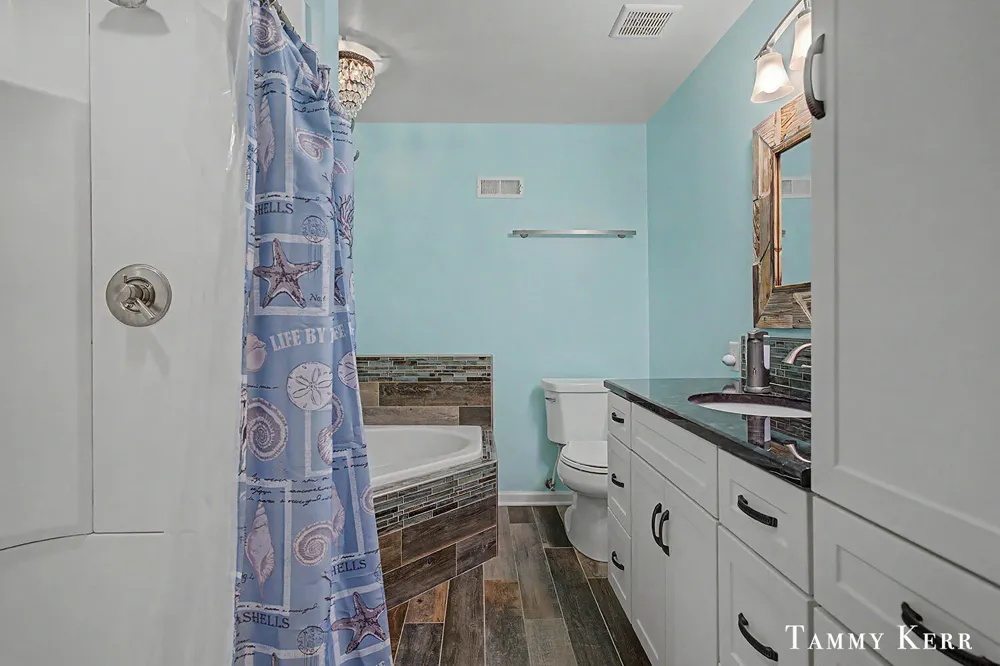 2339 Forest Trail Circle Fennville, MI 49408