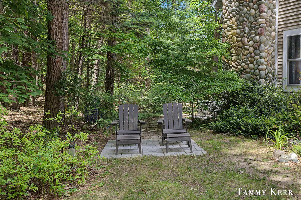 2339 Forest Trail Circle Fennville, MI 49408