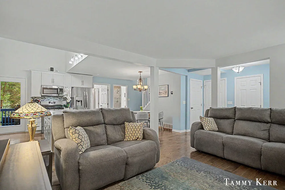 2339 Forest Trail Circle Fennville, MI 49408