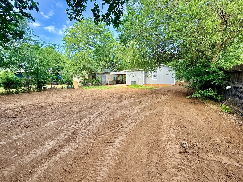 209 McBrayer Street Graham, TX 76450