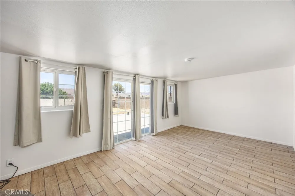 1609 De Anza Barstow, CA 92311