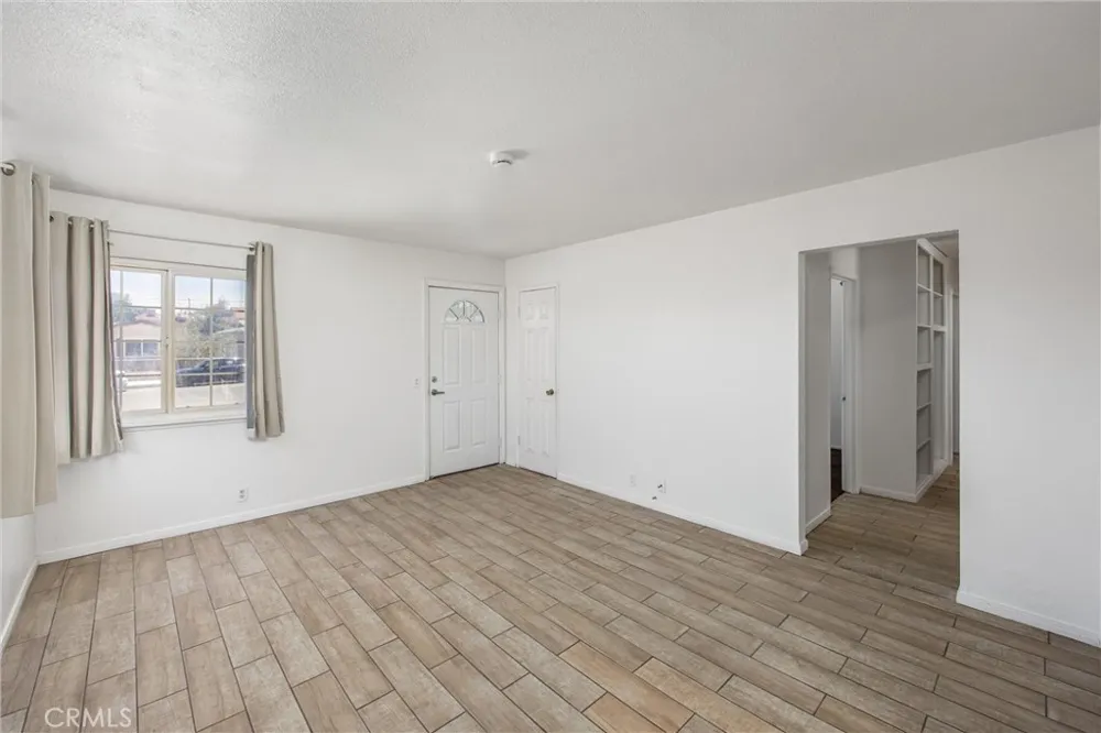1609 De Anza Barstow, CA 92311
