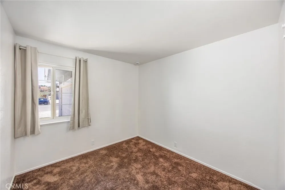 1609 De Anza Barstow, CA 92311