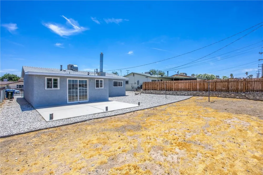 1609 De Anza Barstow, CA 92311
