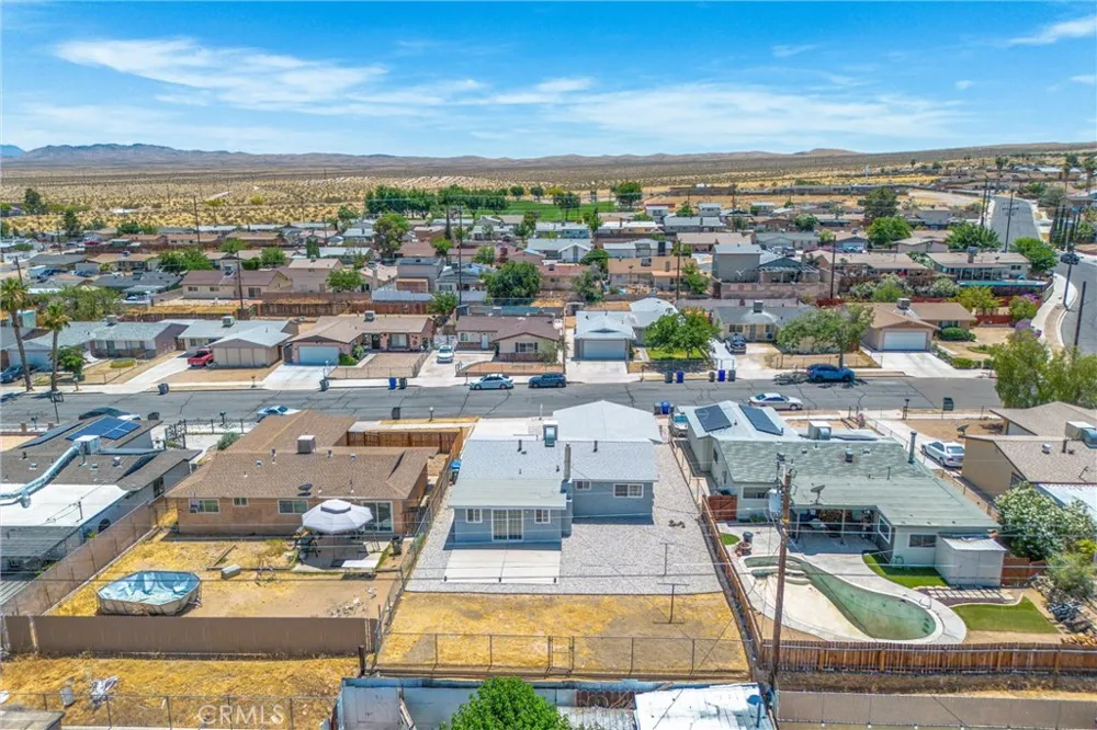 1609 De Anza Barstow, CA 92311
