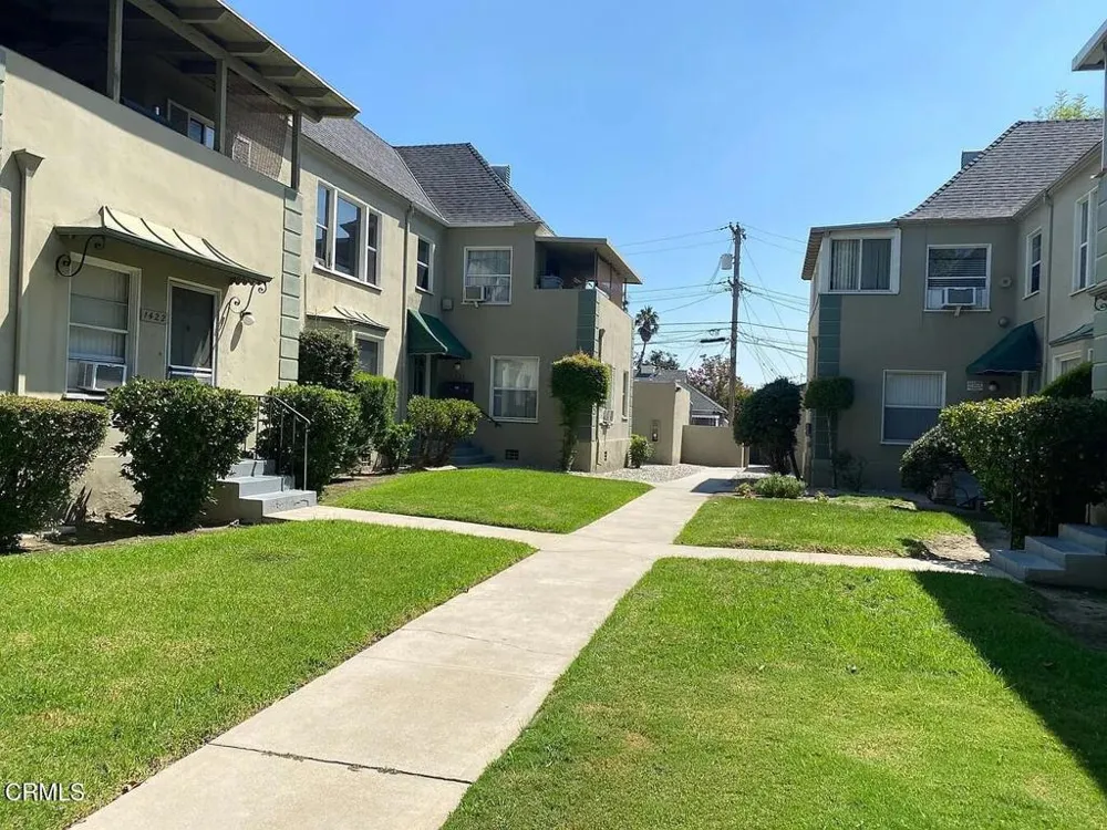 1424 E Wilson Avenue #A Glendale, CA 91206